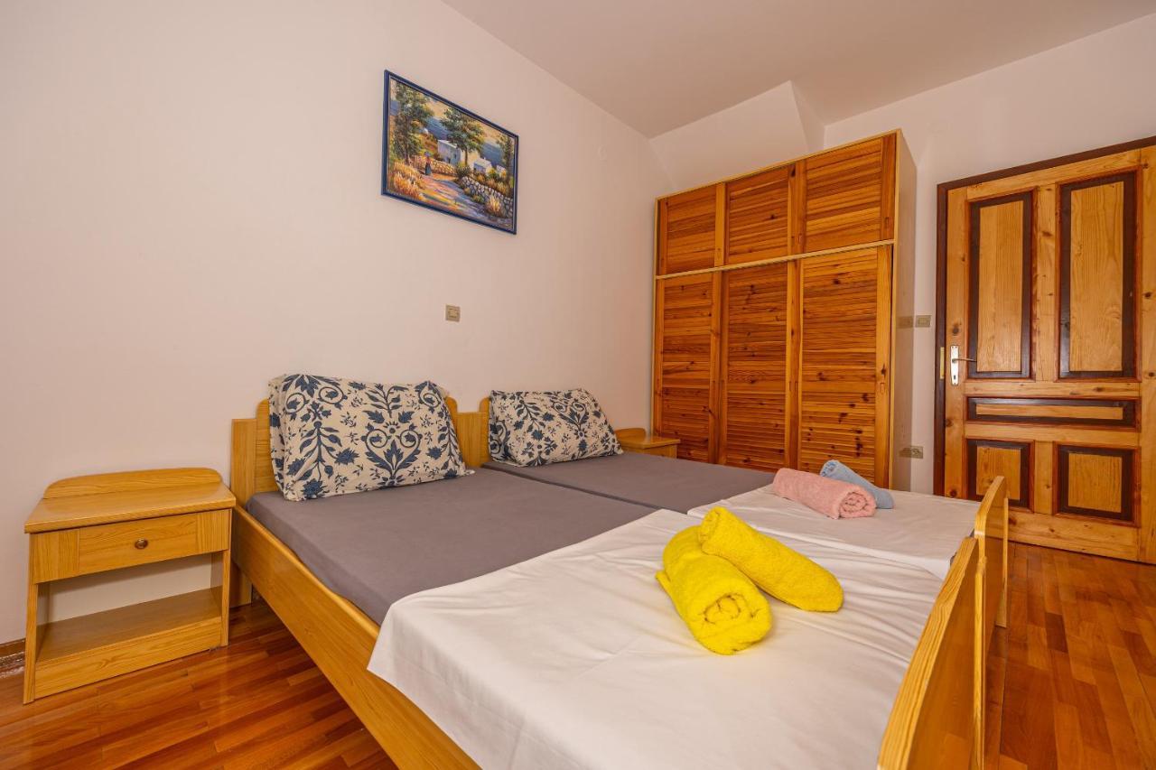 Apartments Francoise Цриквениця Екстер'єр фото
