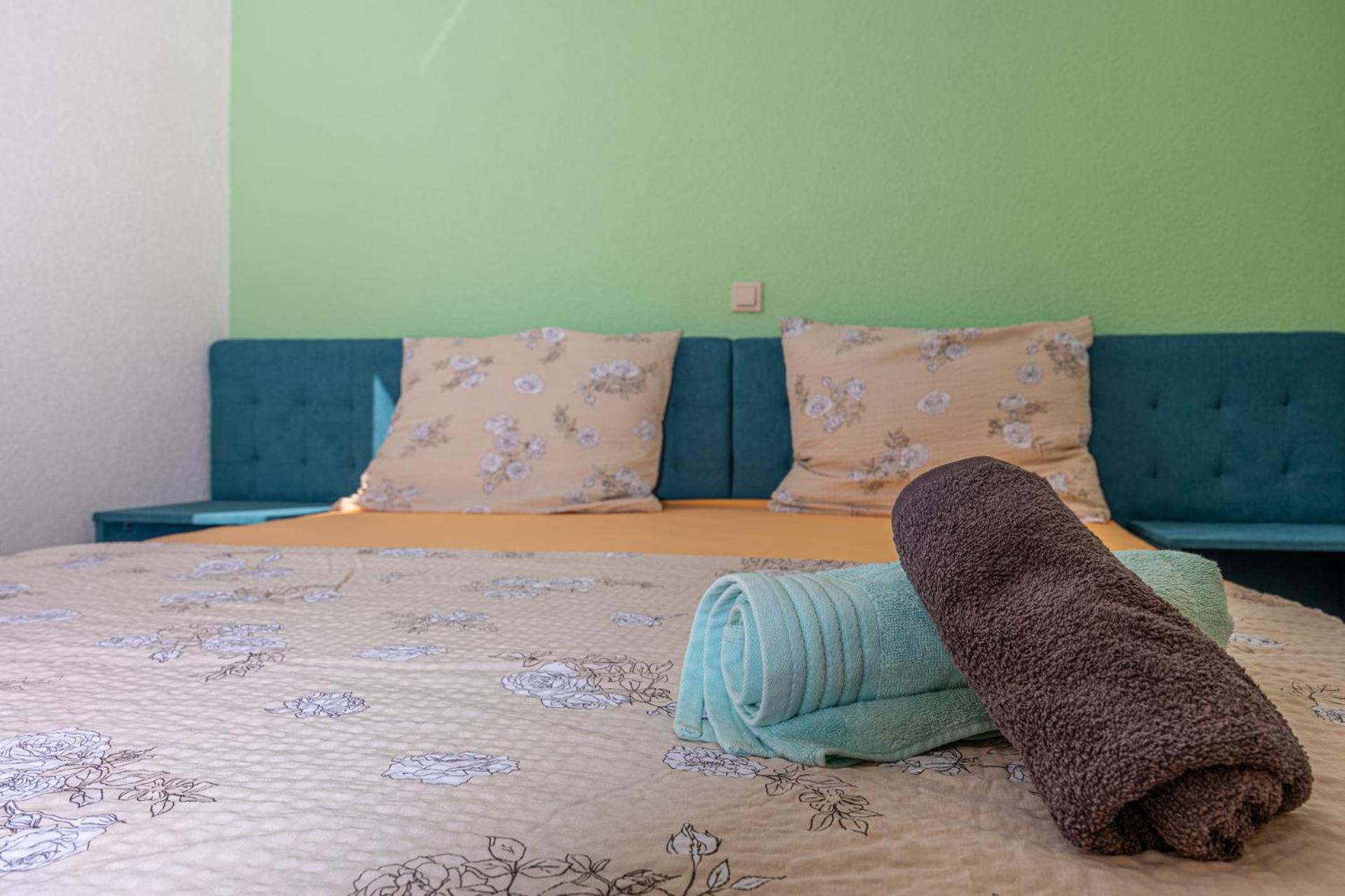 Apartments Francoise Цриквениця Екстер'єр фото